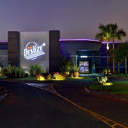 Deslize Motel 4 Uberlândia Eksteriør bilde