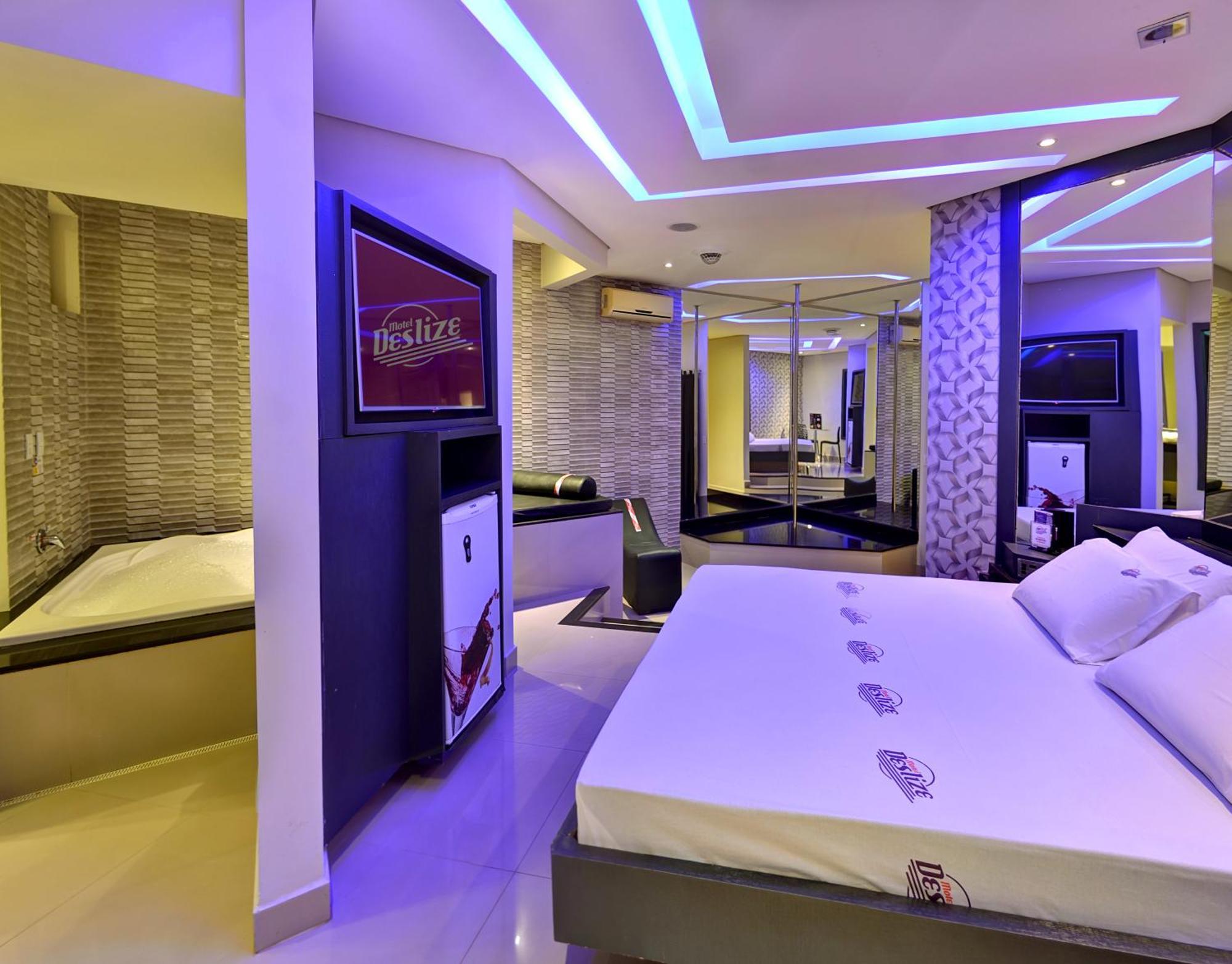 Deslize Motel 4 Uberlândia Eksteriør bilde